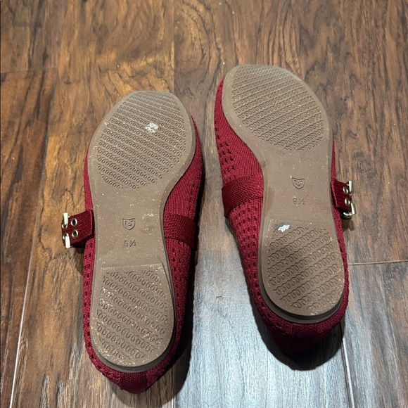 Buckle Mary Jane Rothy's - Picture 5 of 9